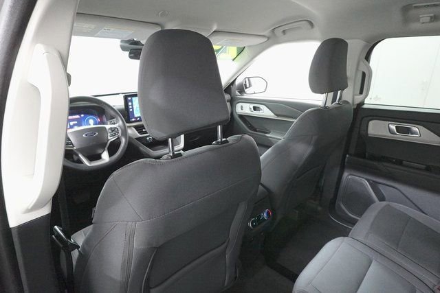 Certified 2025 Ford Explorer Active image 24