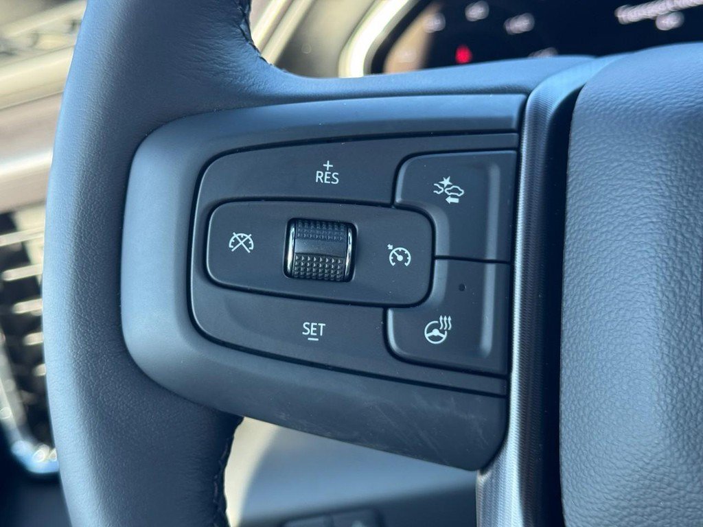 New 2026 GMC Sierra 3500 Denali Ultimate w/ LPO, Black Badging Package image 17