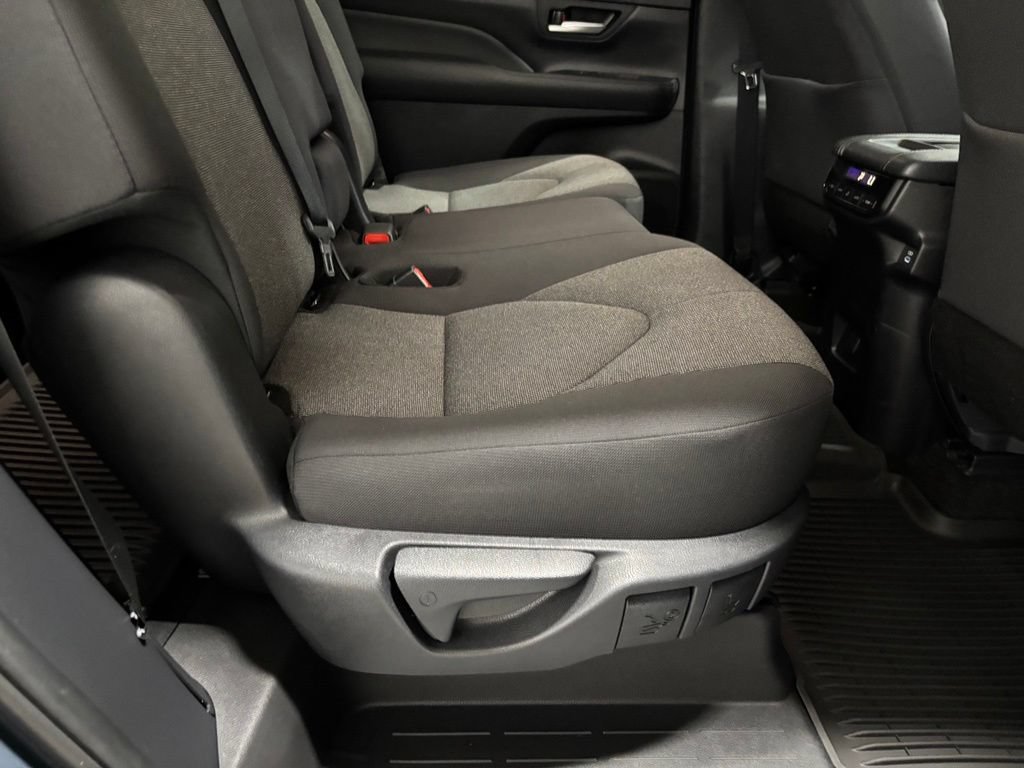 Used 2026 Toyota Grand Highlander AWD image 56