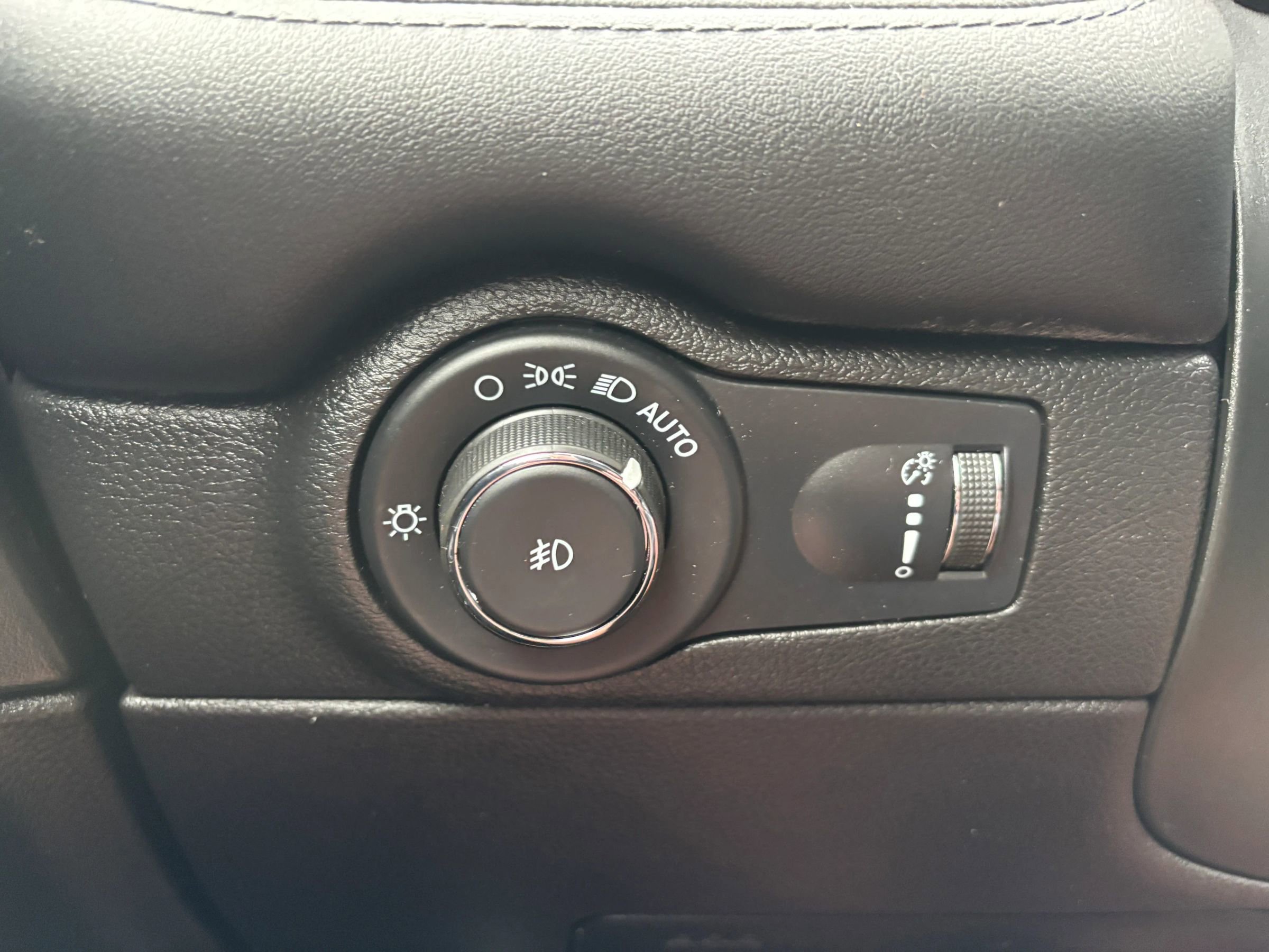Used 2021 Dodge Durango Citadel image 26