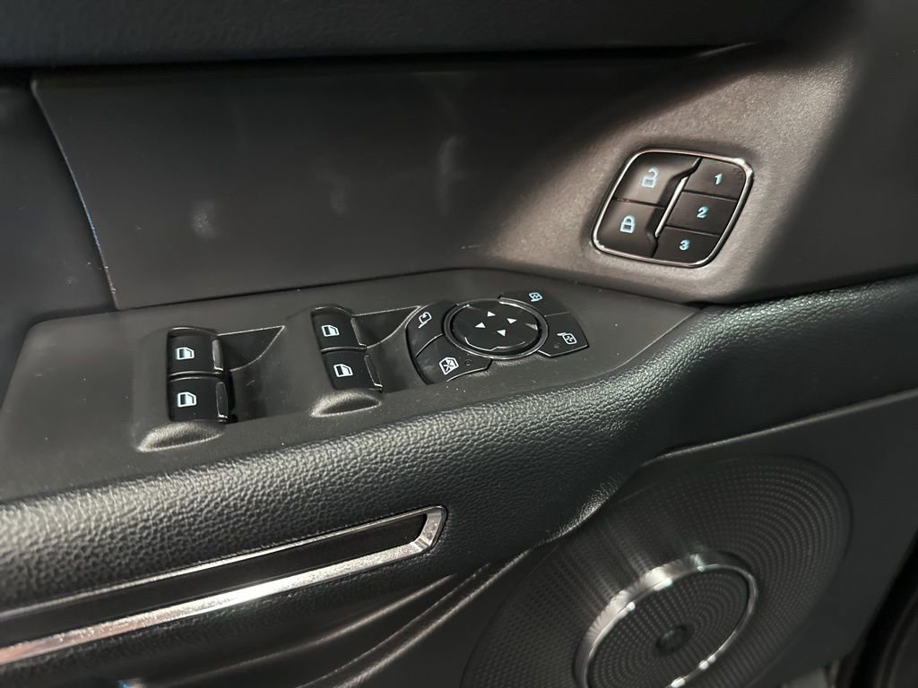 Used 2024 Ford Expedition Max Limited AWD/4WD image 19
