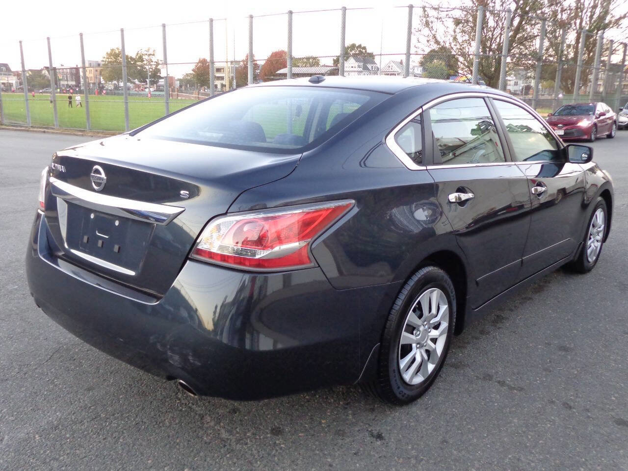 Used 2015 Nissan Altima 2.5 S w/ Power Driver Seat Package image 3