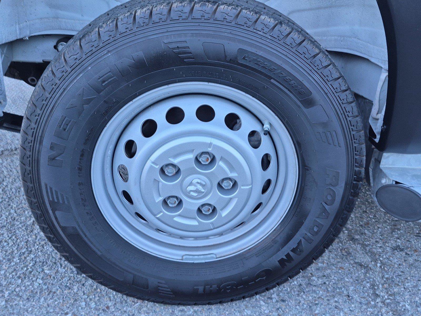 Used 2025 RAM ProMaster 2500 w/ U-Haul Equipment Group FWD image 12