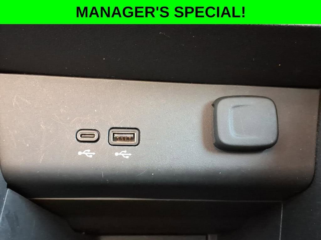 Used 2024 Buick Encore GX Sport Touring w/ Comfort Package image 11