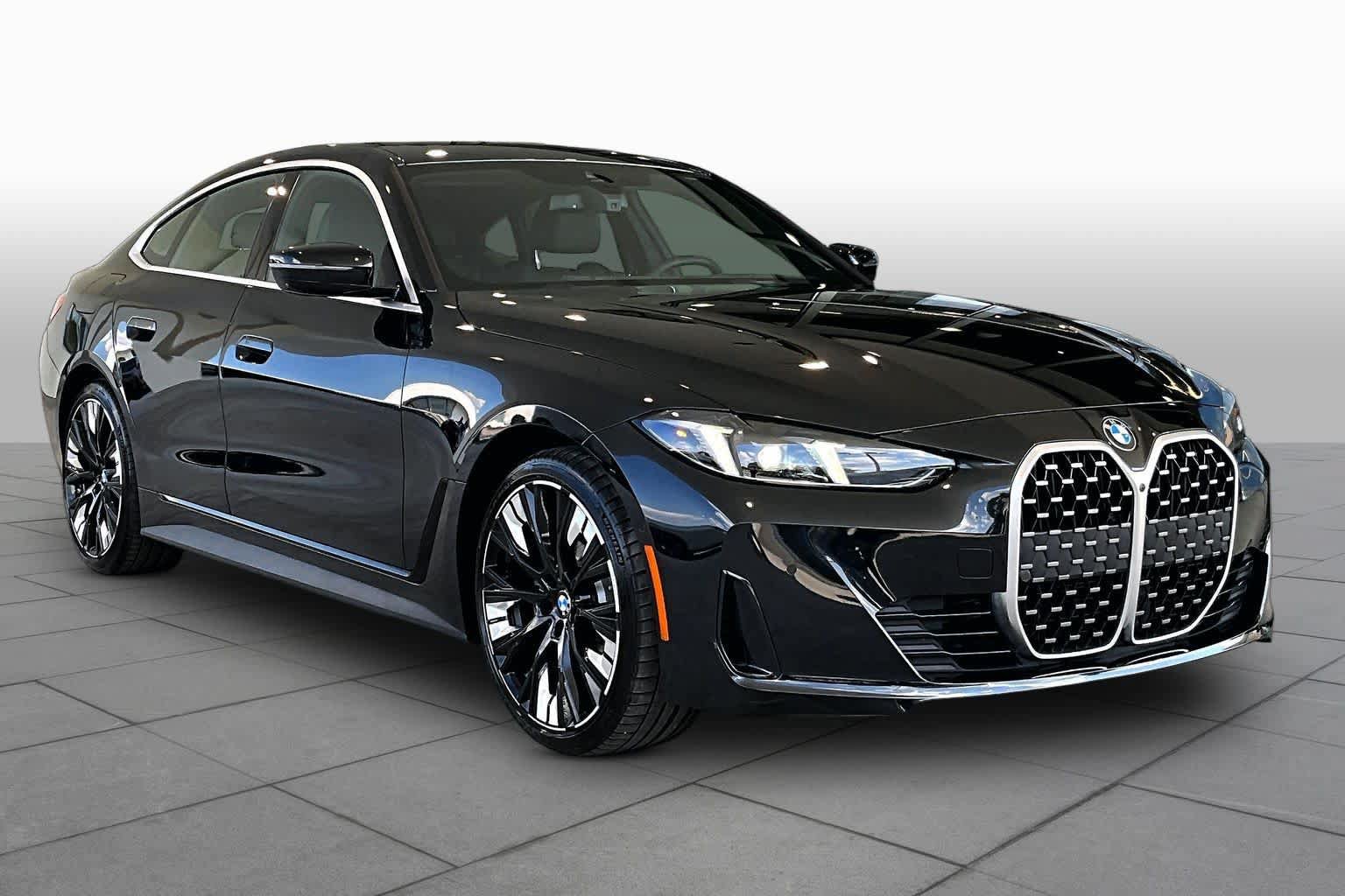 Used 2025 BMW 430i w/ Premium Package RWD image 2