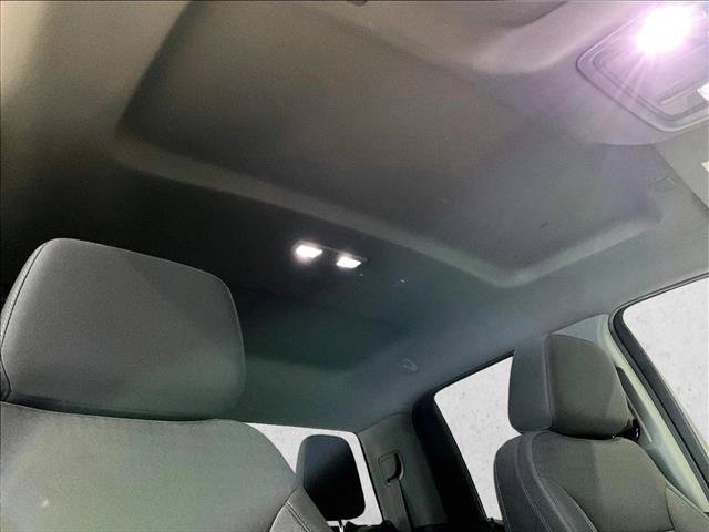 Used 2023 Chevrolet Silverado 1500 Custom RWD image 17