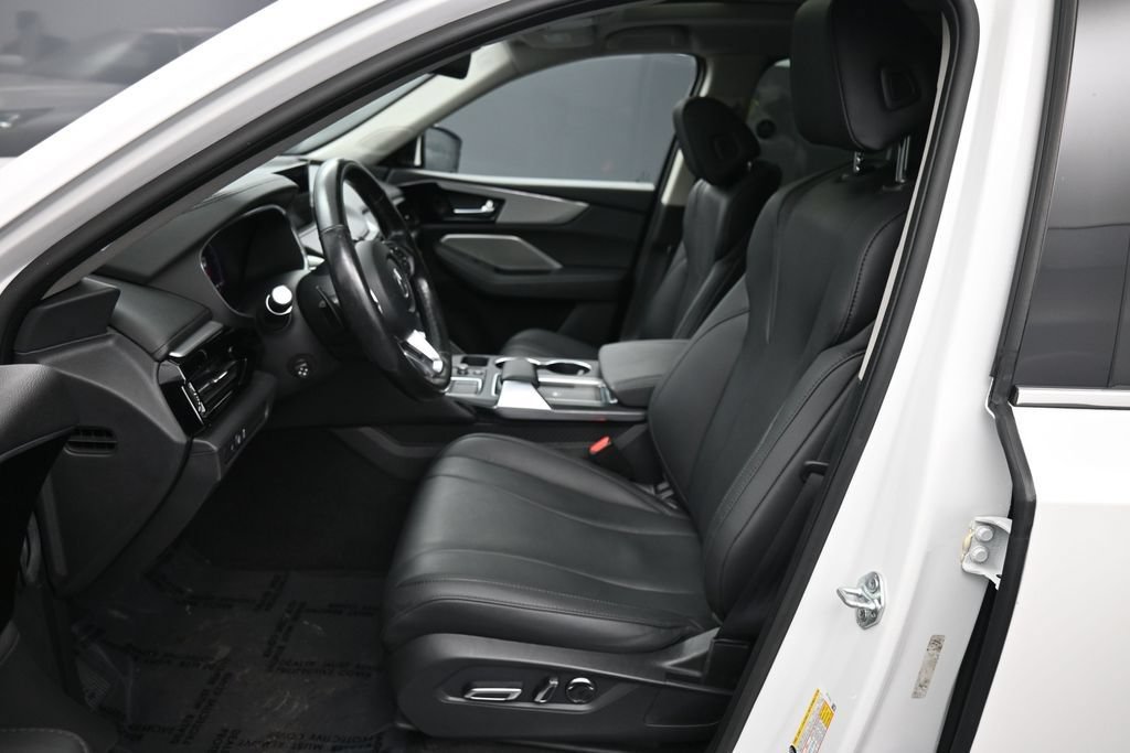 Used 2024 Acura MDX SH-AWD image 19