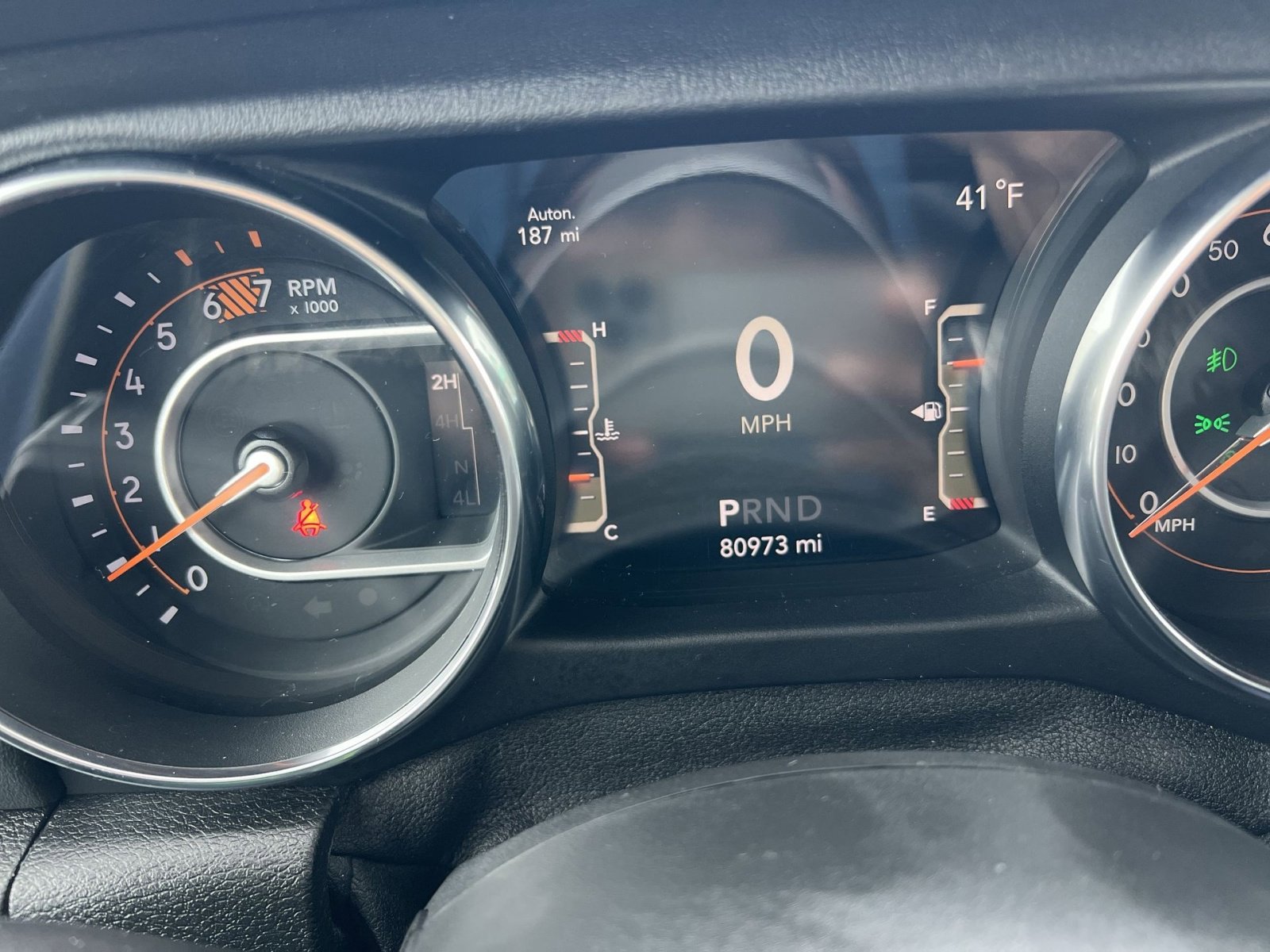 Used 2019 Jeep Wrangler Unlimited Sahara w/ Cold Weather Group image 17