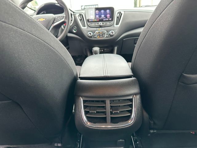 Used 2024 Chevrolet Malibu LT image 21