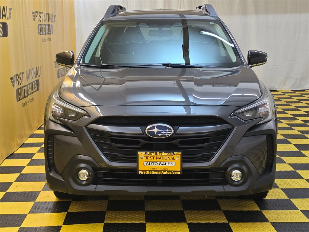 Used 2023 Subaru Outback Premium image 8