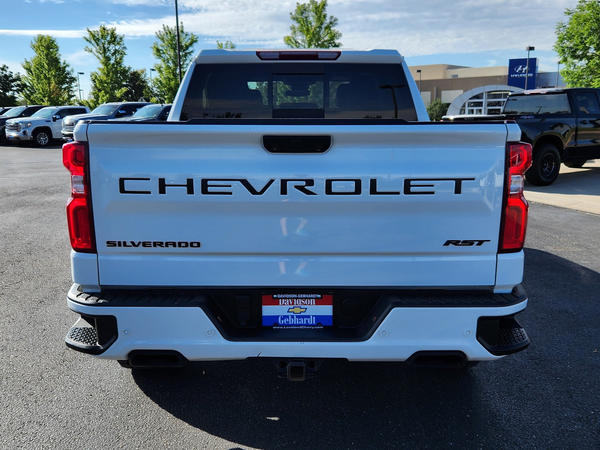 Used 2022 Chevrolet Silverado 1500 RST w/ Redline Edition AWD/4WD image 12