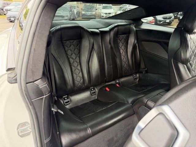 Used 2020 BMW M8 Coupe image 17