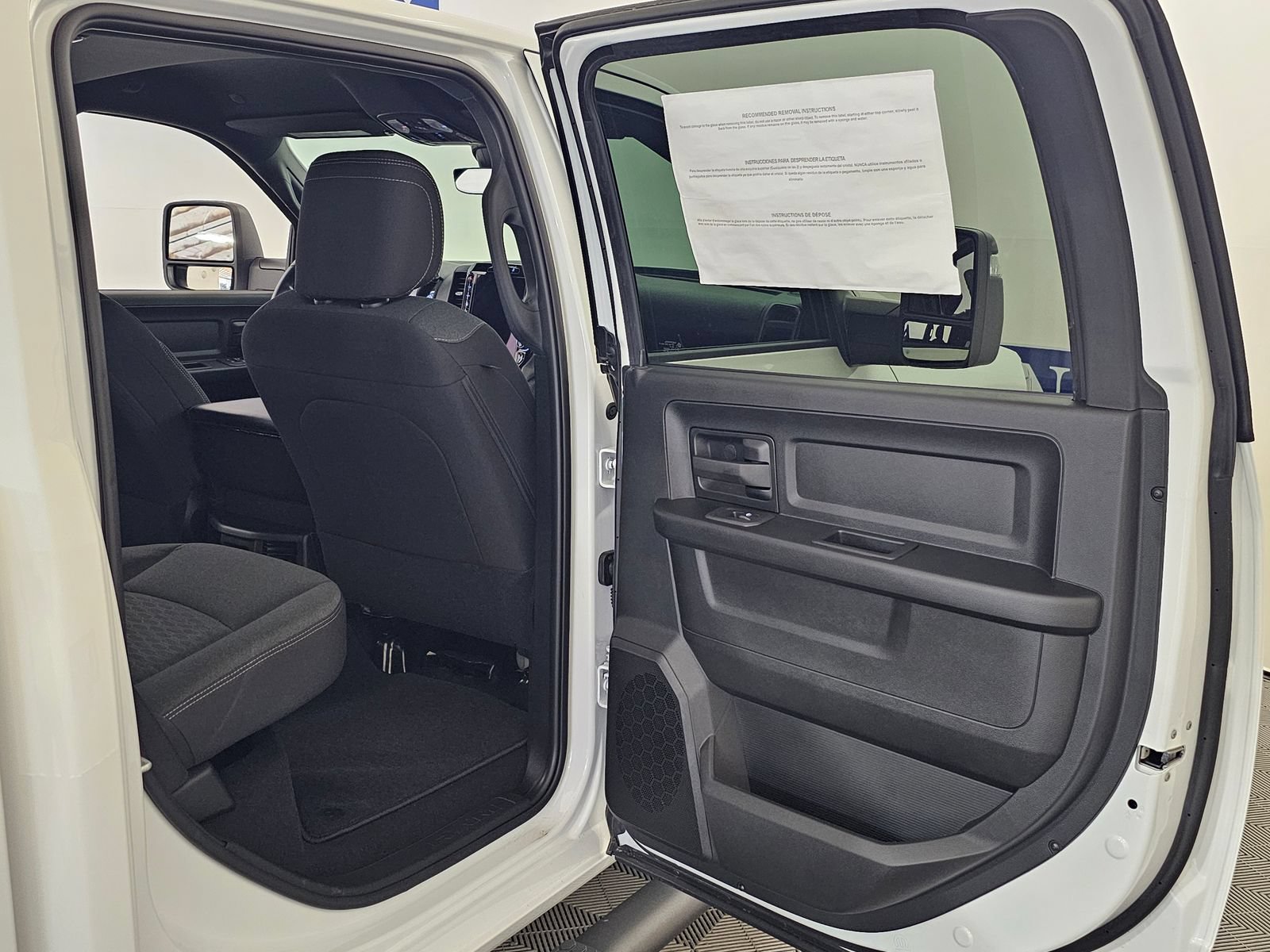 New 2026 RAM 3500 Tradesman AWD/4WD image 35