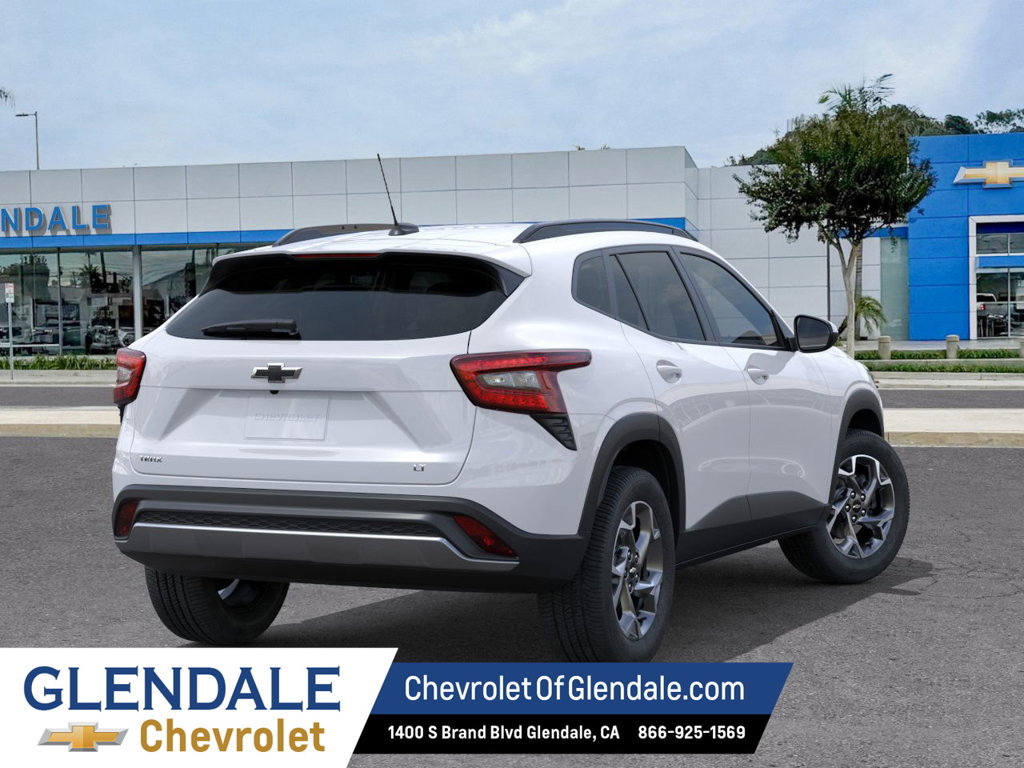 New 2026 Chevrolet Trax LT FWD image 4