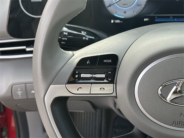 Used 2023 Hyundai Elantra SEL w/ Convenience Package image 12