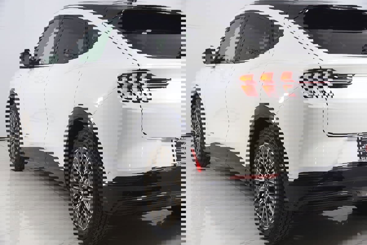 Used 2024 Ford Mustang Mach-E Premium image 26