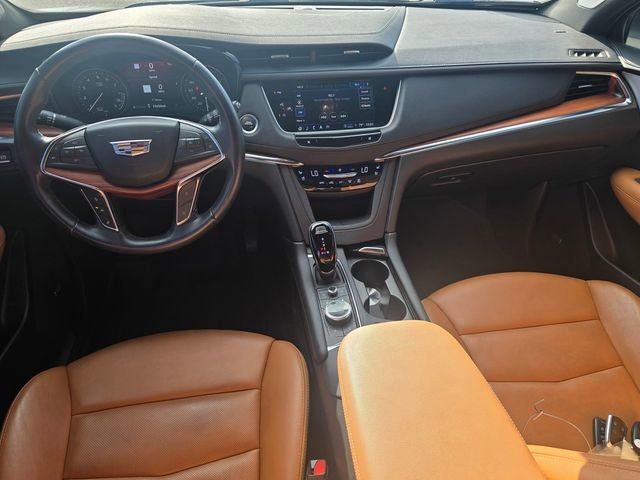 Used 2023 Cadillac XT5 Premium Luxury w/ Technology Package image 16