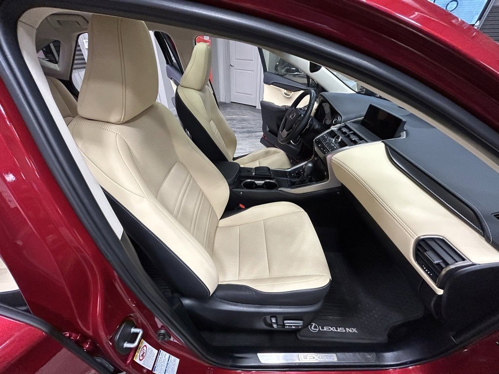 Used 2018 Lexus NX 300h AWD image 38