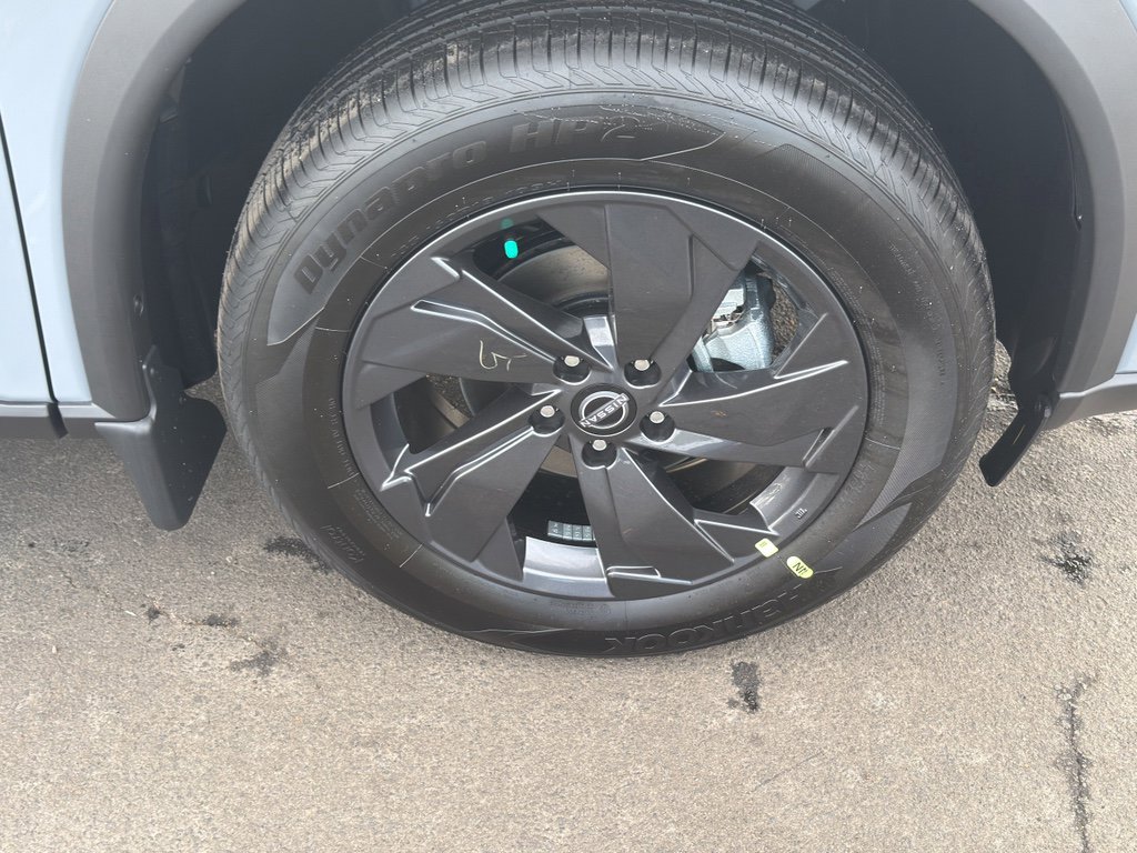 New 2026 Nissan Rogue SV image 9