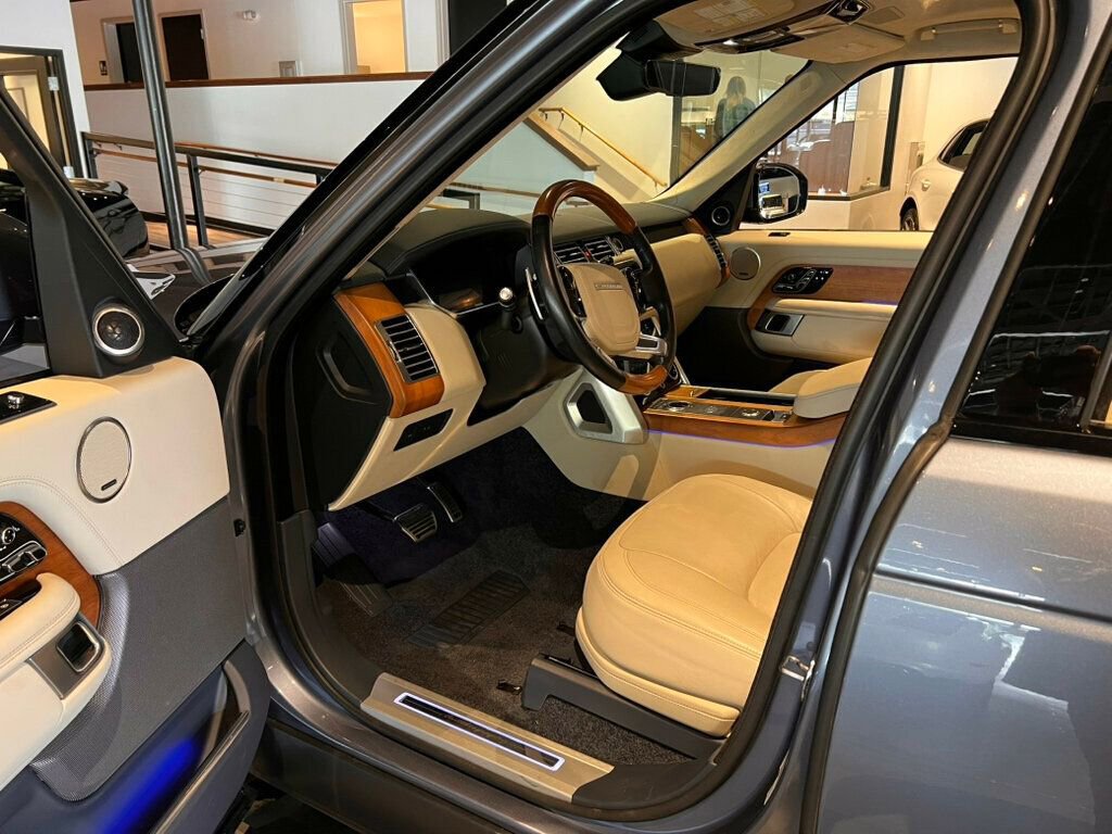 Used 2021 Land Rover Range Rover Autobiography AWD/4WD image 15