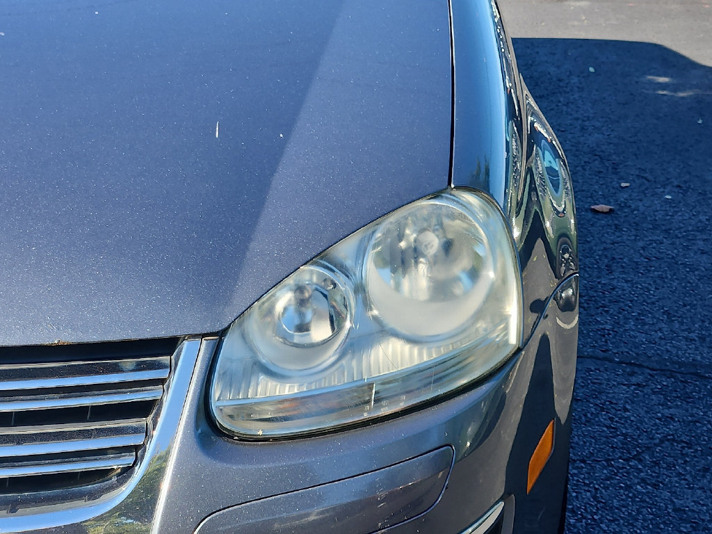 Used 2009 Volkswagen Jetta SE FWD image 14