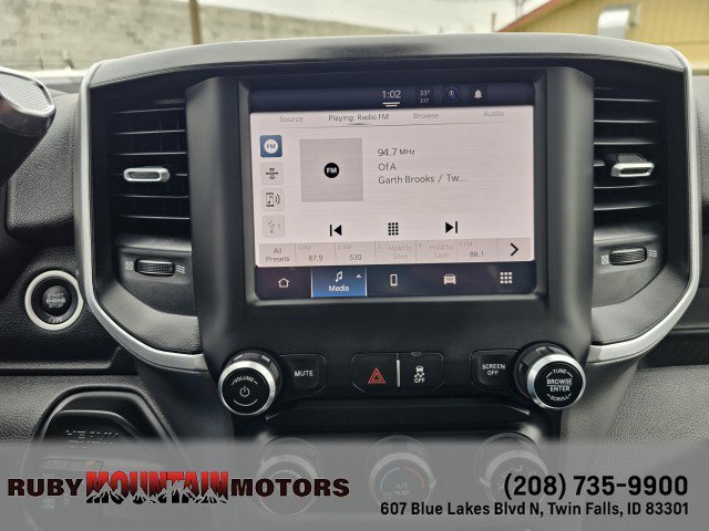 Used 2022 RAM 3500 Big Horn AWD/4WD image 25
