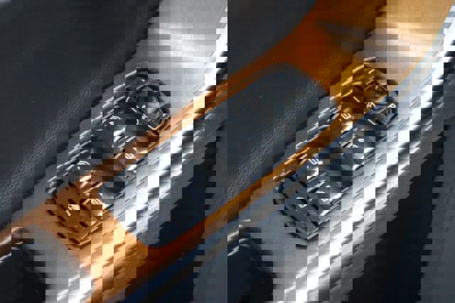 Used 2016 Volvo S60 T5 Inscription Platinum image 10