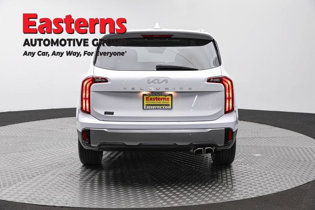 Used 2025 Kia Telluride S FWD image 6