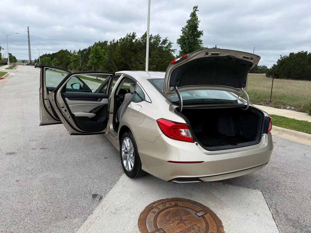 Used 2019 Honda Accord LX image 25
