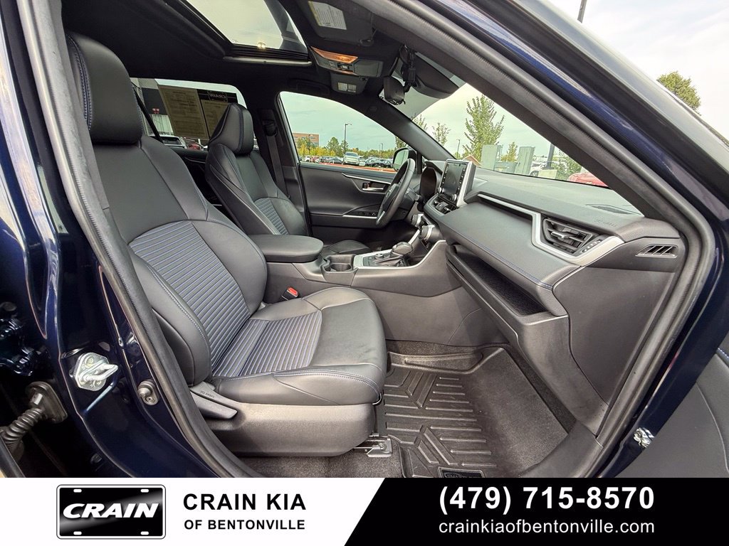 Used 2021 Toyota RAV4 XSE AWD/4WD image 31