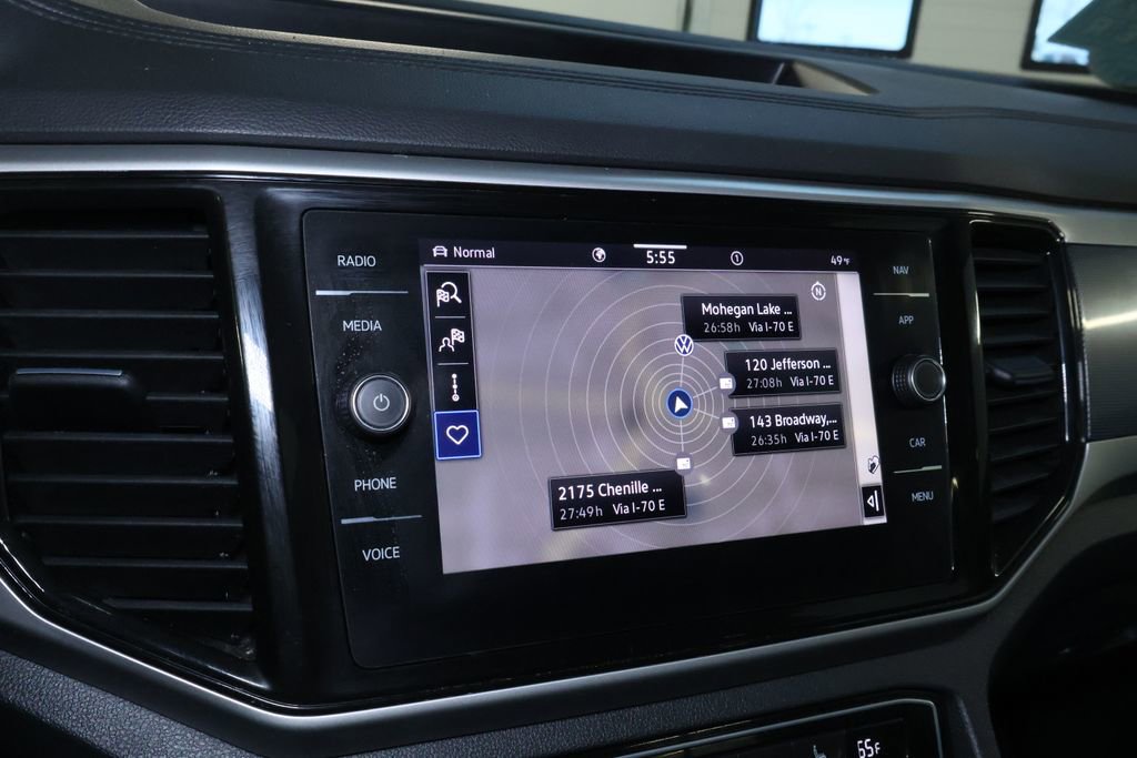 Used 2021 Volkswagen Atlas SEL R-Line image 32