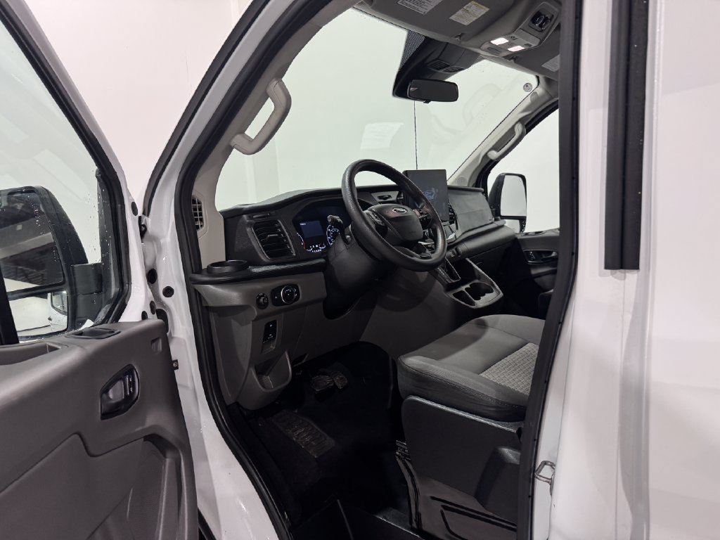 Used 2025 Ford Transit 350 XLT RWD image 13