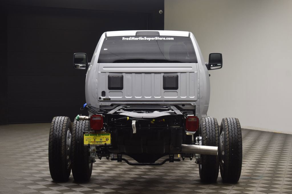 New 2026 RAM 5500 Tradesman image 11
