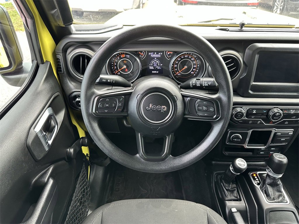 Used 2023 Jeep Wrangler Sport image 15