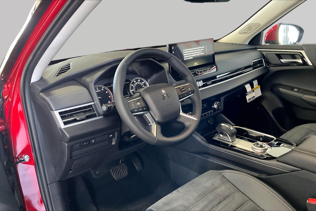 New 2026 Mitsubishi Outlander SE FWD image 6