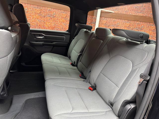Used 2022 RAM 1500 Big Horn AWD/4WD image 25