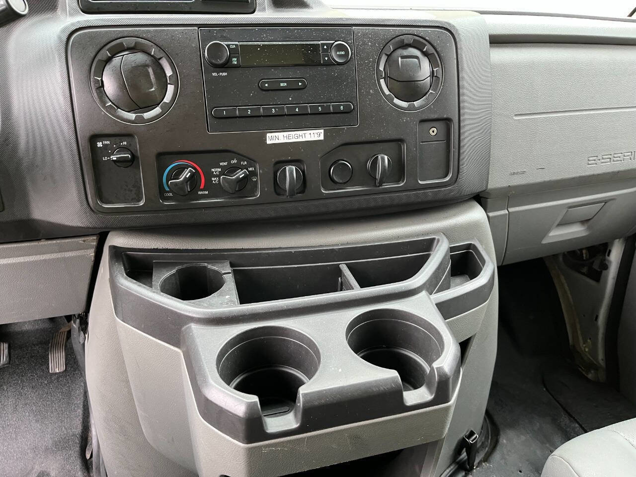 Used 2015 Ford E-450 and Econoline 450 Super Duty w/ Power Windows & Locks Group RWD image 8