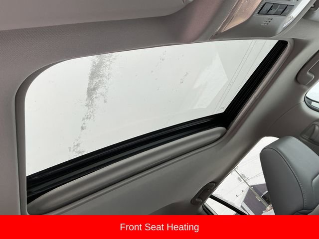 Used 2022 Toyota RAV4 XLE Premium image 23