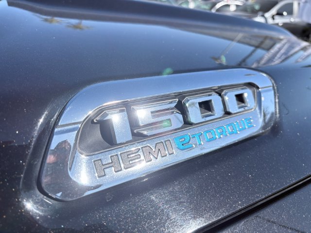 Certified 2023 RAM 1500 Big Horn w/ Trailer Tow Group AWD/4WD image 28