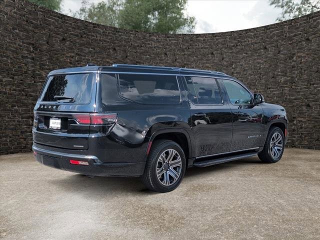 Used 2024 Jeep Wagoneer L Series II w/ Flexible Seating Group image 7