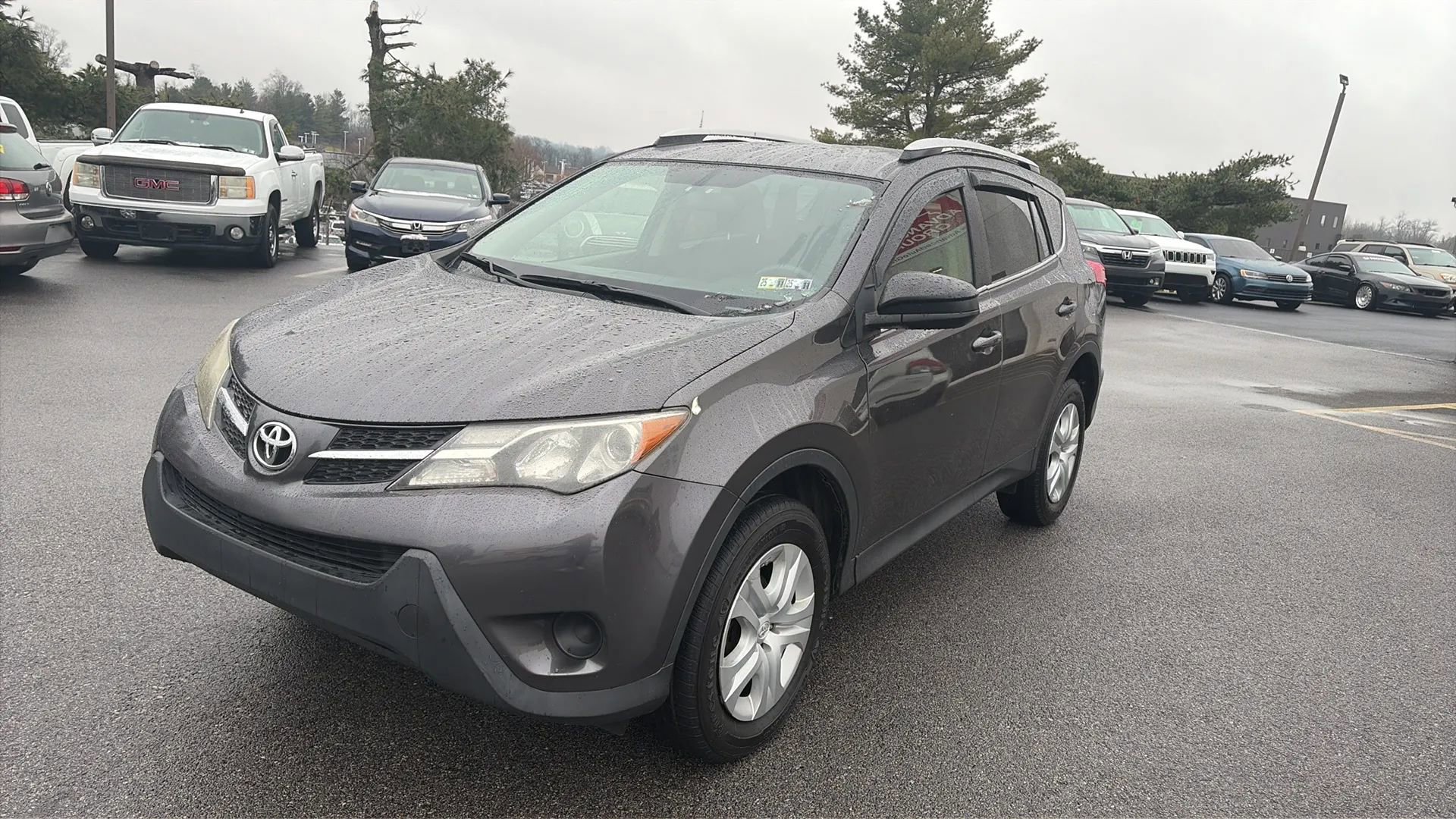 Used 2015 Toyota RAV4 LE image 22