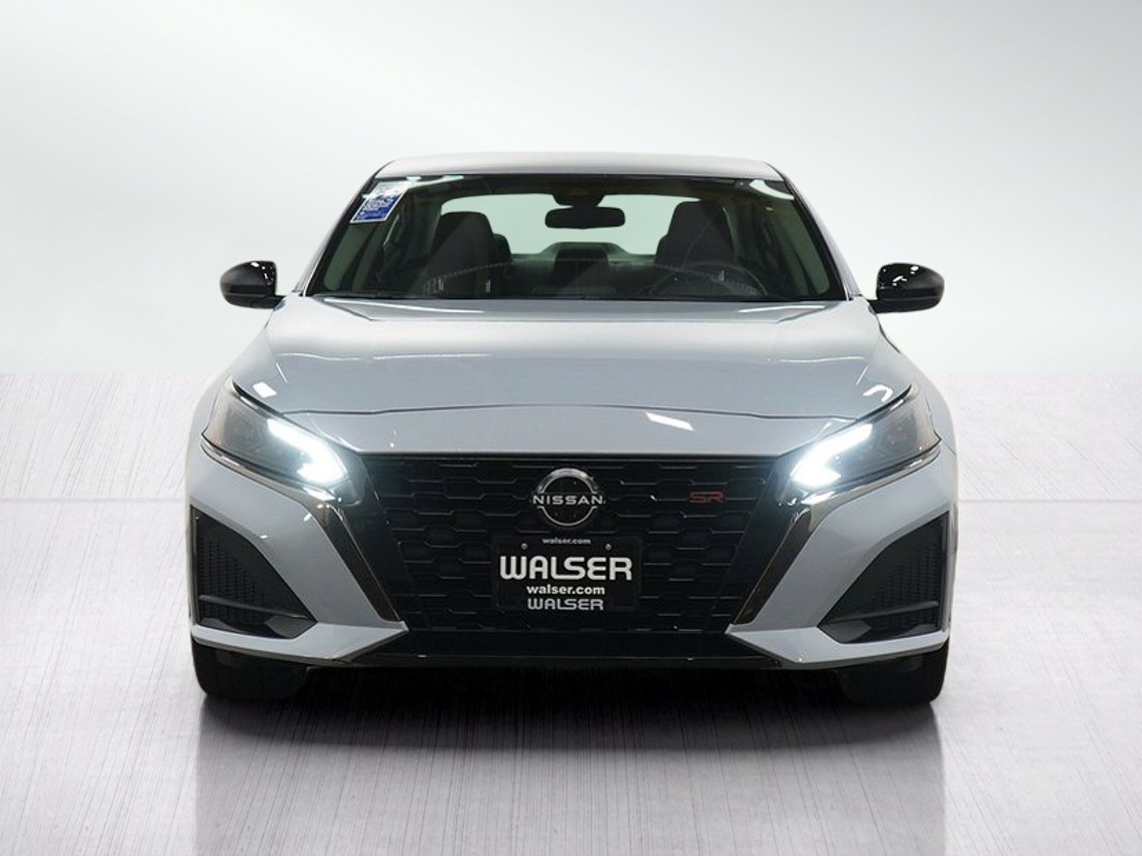 Used 2023 Nissan Altima 2.5 SR AWD/4WD image 8
