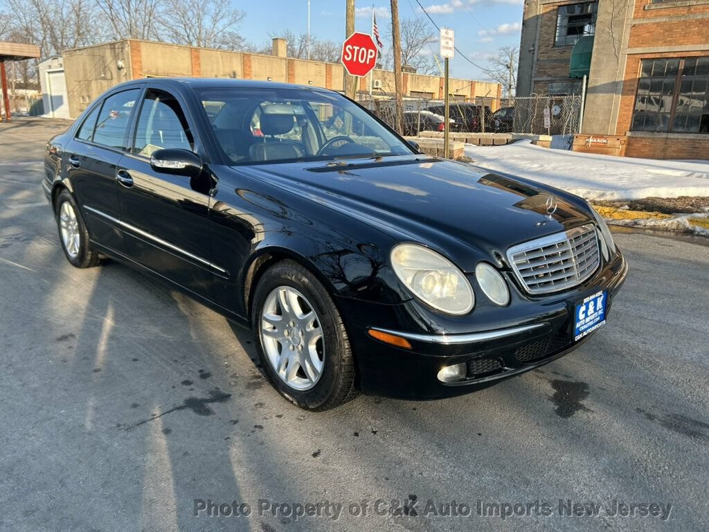 Used 2006 Mercedes-Benz E 320 CDI Sedan image 6