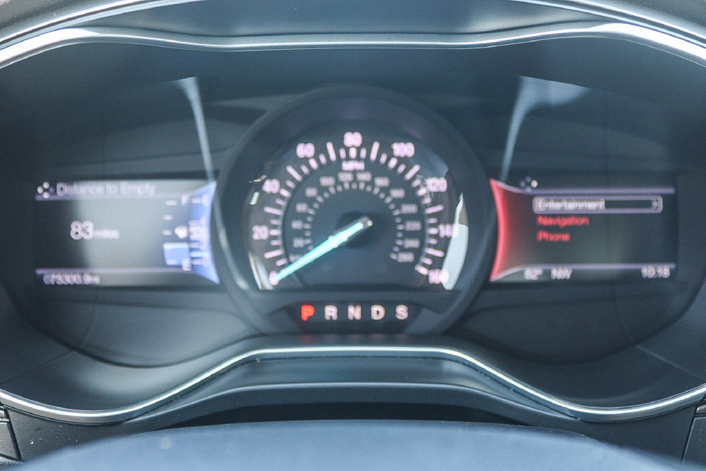 Certified 2017 Ford Fusion SE w/ Fusion SE Technology Package FWD image 27