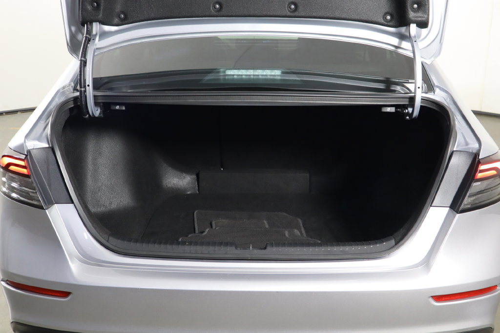 Used 2026 Honda Accord Sport image 16