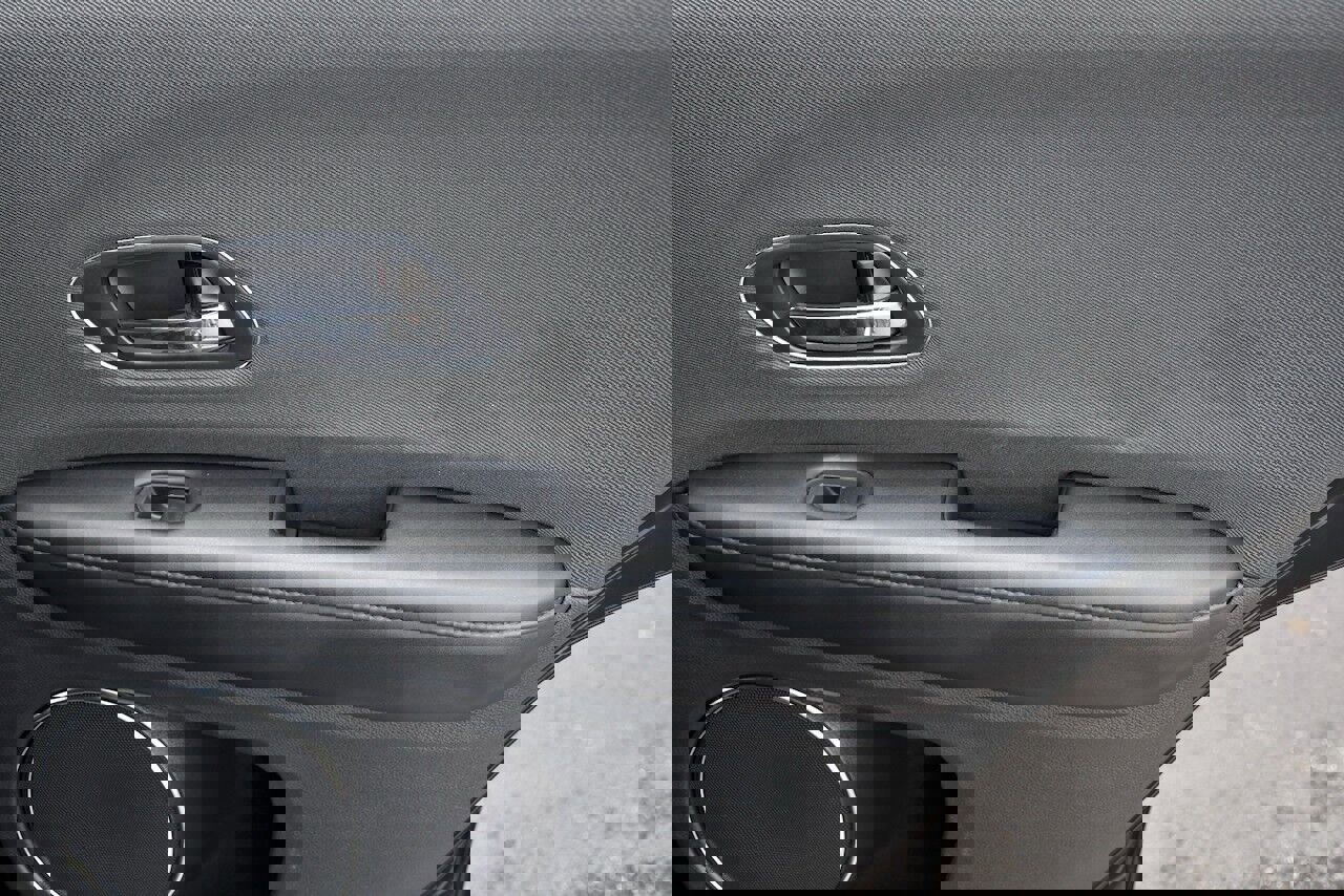 Used 2022 Honda HR-V EX image 9