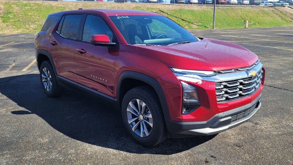 New 2026 Chevrolet Equinox LT image 2