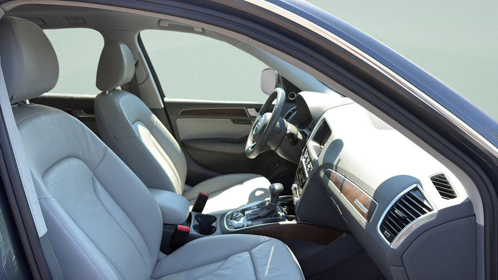 Used 2015 Audi Q5 3.0T Premium Plus w/ Technology Package AWD/4WD image 19