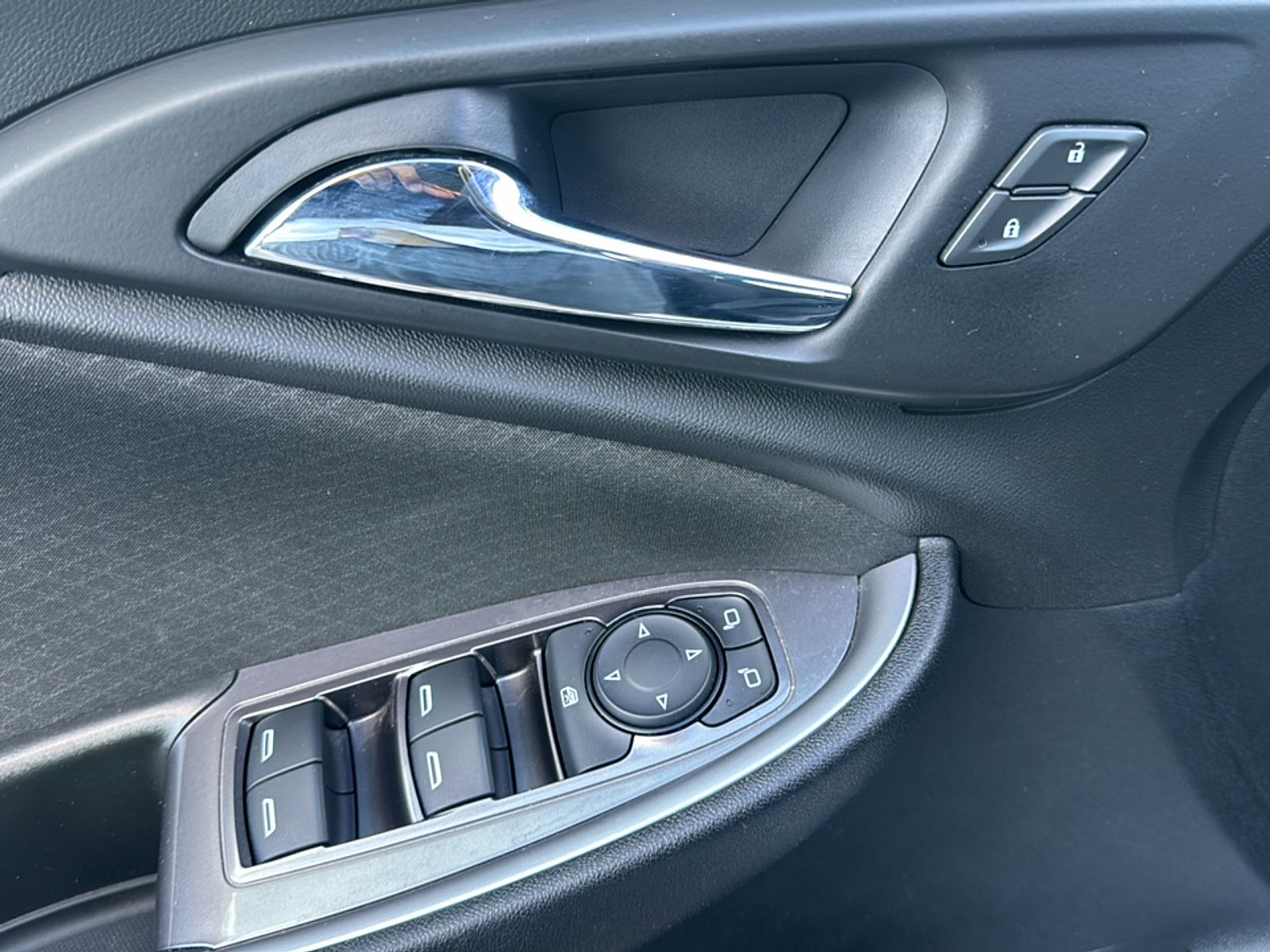 Used 2021 Chevrolet Malibu RS image 16