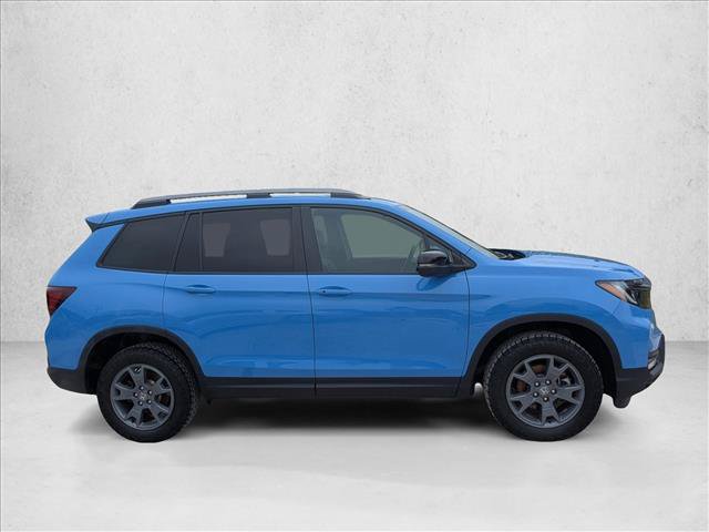 Used 2025 Honda Passport TrailSport image 4